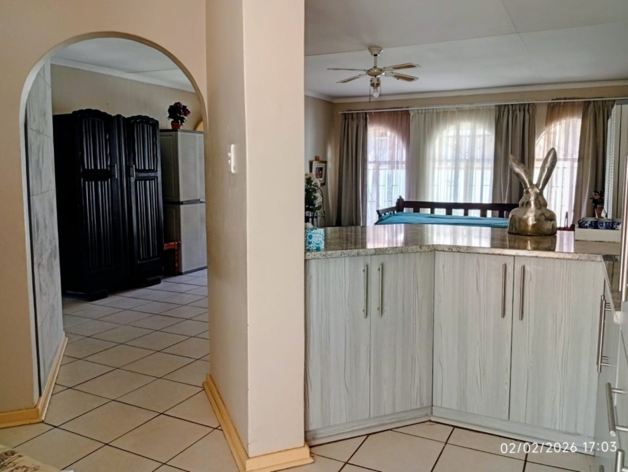 2 Bedroom Property for Sale in Heuwelsig Free State